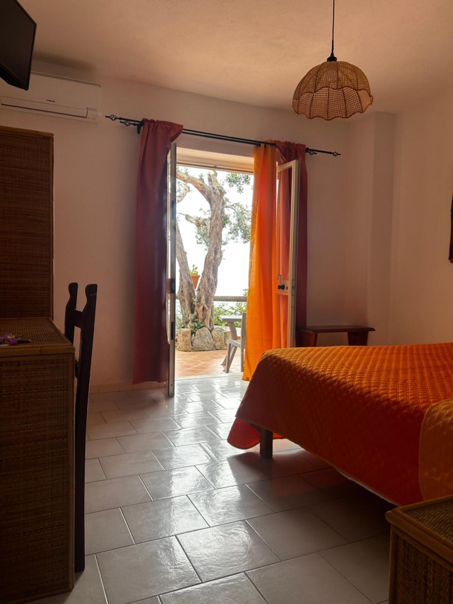 Hotel Punto Azzurro Forio di Ischia Екстериор снимка