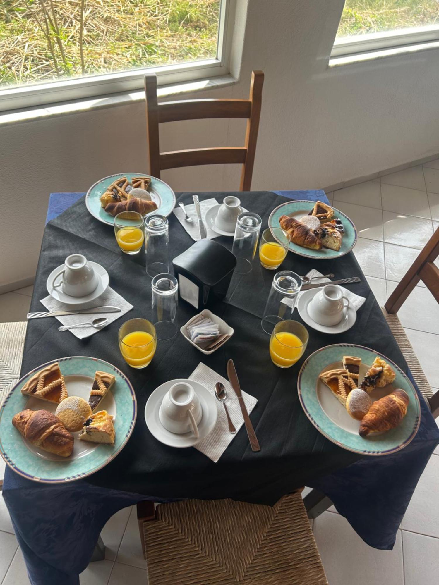 Hotel Punto Azzurro Forio di Ischia Екстериор снимка